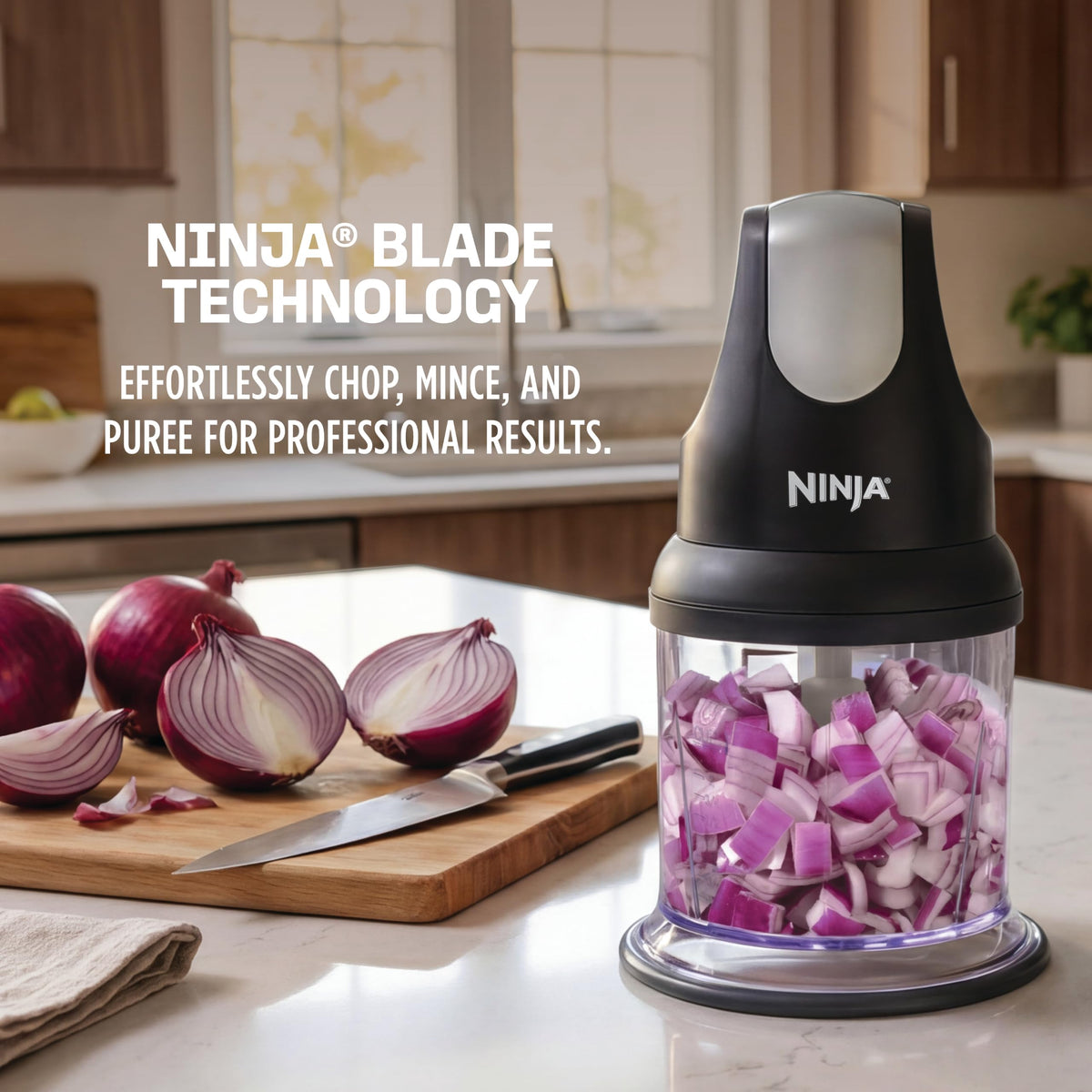 Ninja Express Chop Electric Food Chopper, 200-Watt, One-Touch Pulse, for Chopping, Mincing, and Pureeing – BPA-Free, Dishwasher Safe, with Storage Lid, 16oz, NJ100C (Canadian Version)